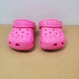 Crocs  Kid's Classic Pink - US C 5. Pre-owned